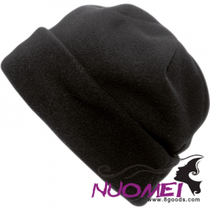 B0002 FLEECE BEANIE in Black